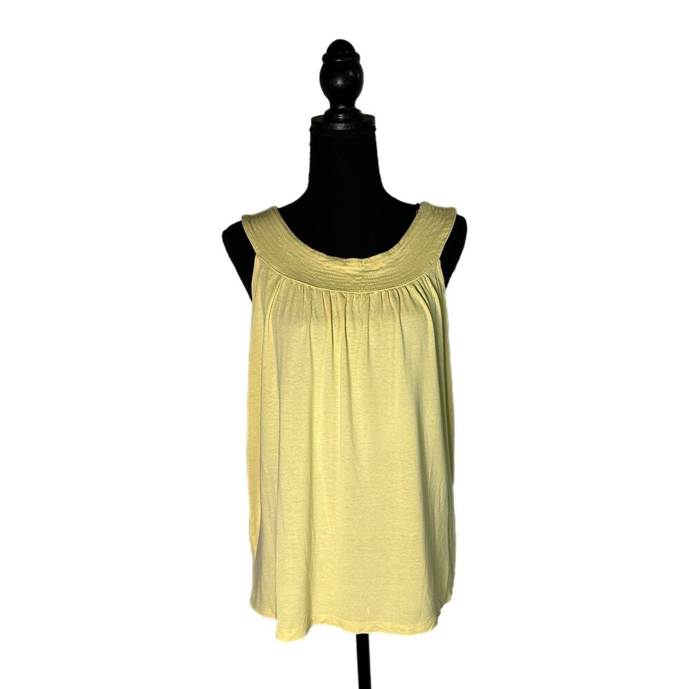 C22 Dress Barn Women’s Yellow Tank Top, Large, Pre-owned